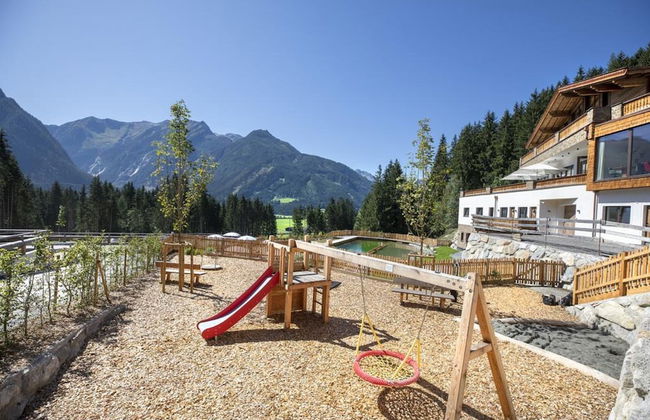 Affluent Chalet in Neukirchen near Wildkogel Ski Arena - Photo 28