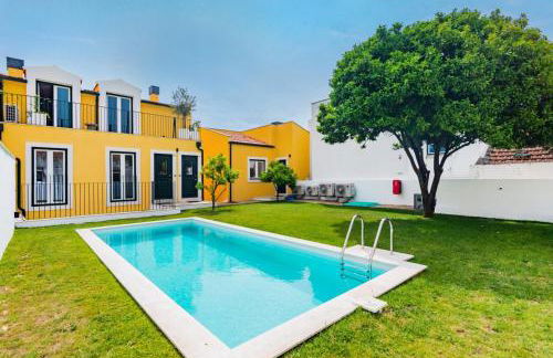 Lapa Getaway Studio with Swimming Pool - Photo 31