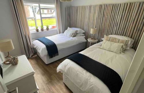 Waterside Lodge, Weybourne, Holt - Photo 3