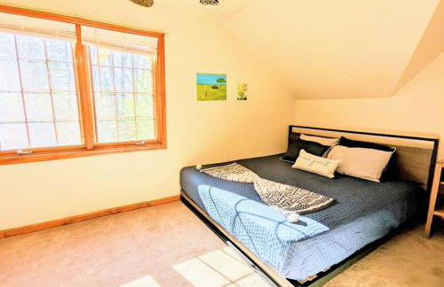 Artemis Lakehouse - Hot Tub, Lakefront & Racetrack - Photo 31