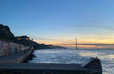 By the River - Lisbon Apartment - Foto 16