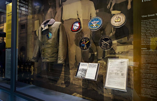 Biglietti per l'Intrepid Museum - Foto 5