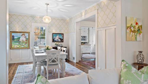 "Broadway Hideaway" by Roxy Rentals - Foto 3