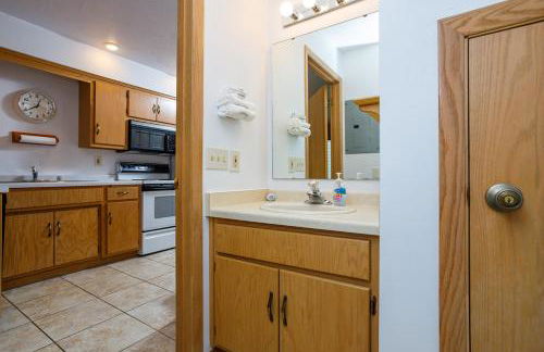 Peacefield at The Hilltop C-4 by Simple Life Rentals - Foto 14