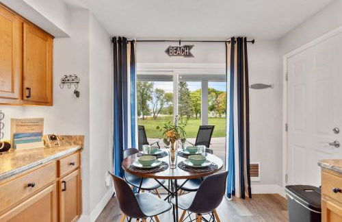 Beachside Condo Downtown with Lake Michigan Views - Foto 24