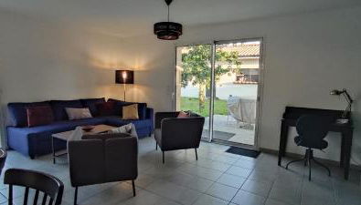 2 Maisons de 3 et 2 chambres avec grande piscine commune - Foto 5