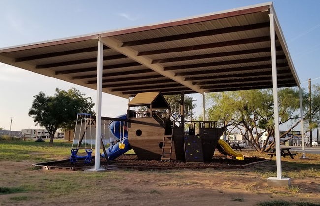 Elite Cabins and RV Park - Photo 34