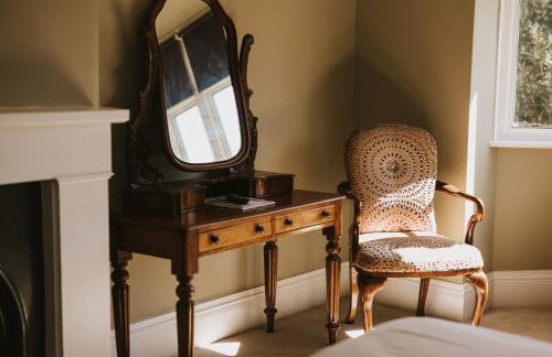 Healing Manor Hotel - Photo 40