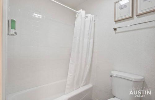 Walk to Everything - Fun Hyde Park Space King Bed - Foto 23