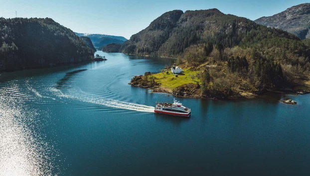 Bergen and Oster Fjords + Mostraumen Canal Cruise - Foto 5, Marvel at the scenery