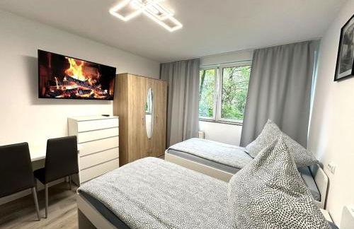 Apartments with Balcony in Krefeld - Foto 17