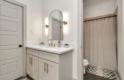 Bay Breeze Bungalow - Game Room & Pet Friendly - Foto 32