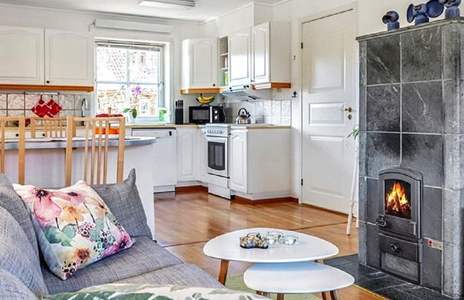 4 Person Holiday Home in Motala-by Traum - Photo 4