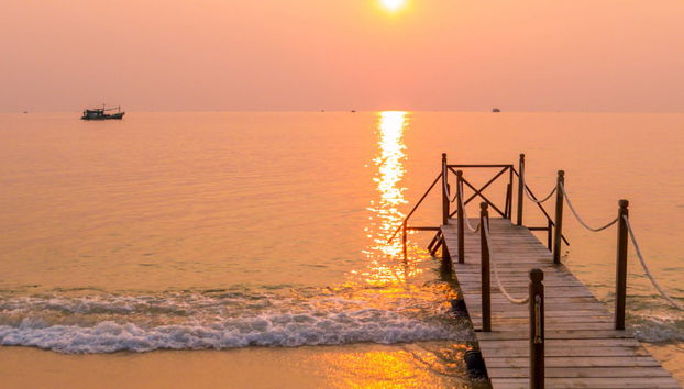 Crucero al atardecer y pesca nocturna