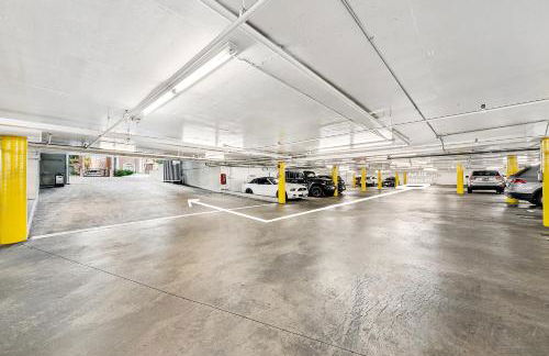 Beverly Hills Gem 1 BR Apt with Parking 218 - Photo 20