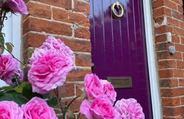 Historic Cottage in Heart of Farnham nr the Castle - Photo 27