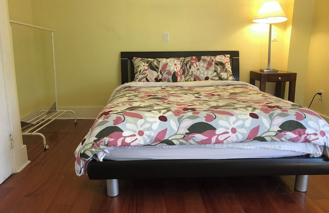 West Broadway guesthouse - Photo 46