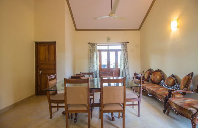 OYO 18705 Home Elegant 2BHK Parra - Foto 11