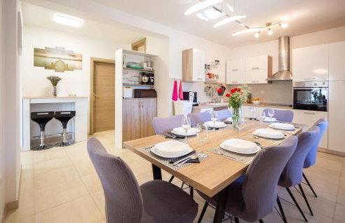 3 Bedroom Pet Friendly Home In Neoric - Foto 3