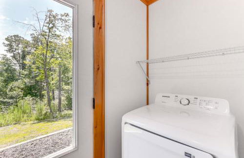 McCaysville Cabin Fire Pit, BBQ and More! - Foto 20