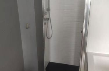 Maison lumineuse, quartier calme, proche mer, 8 personnes - Foto 2
