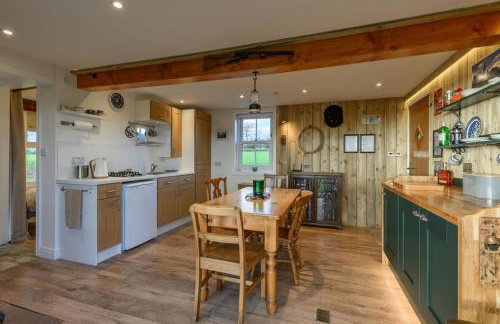 A tiny piece of heaven, stunning sea views hot tub - Foto 4