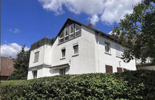 LGH-Moderne, ruhige Wohnung, Nähe zum Flughafen und Autobahn, 24h-self-check-in, vollausgestattet, DisneyPlus, Waschmaschine - Foto 19