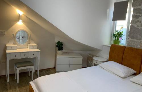 Stara kuća - Photo 22