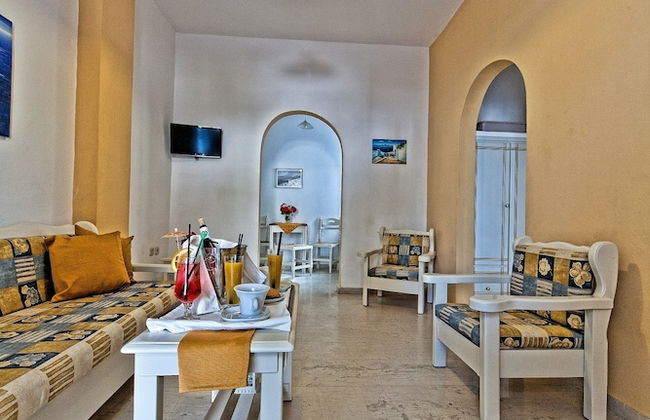 Sellada Apartments - Photo 16