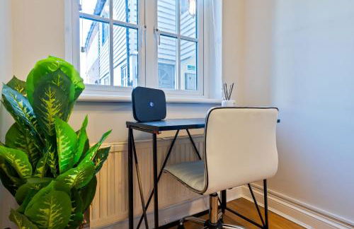 The Tudor Escape - 3 Bedroom House in Canterbury City Centre with Parking - Foto 19