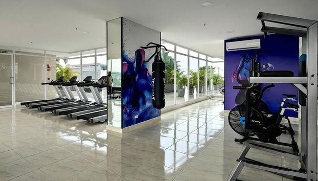 Oceanfront Designer Apartment PH The Sands, Next to Hilton - Foto 5, Sala de fitness