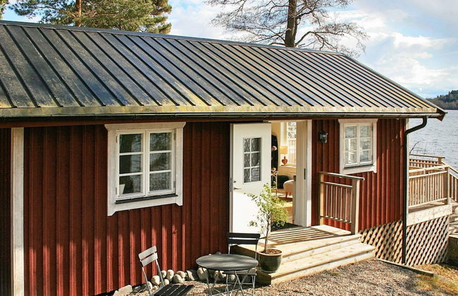 4 Person Holiday Home in Farentuna - Photo 11