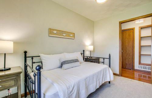 Lakefront Wisconsin Getaway Fish, Boat, Relax! - Foto 26