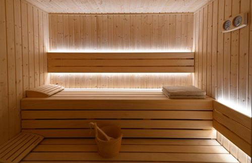 Rozites Luxury Beachfront Villa, By Hellocrete - Foto 35