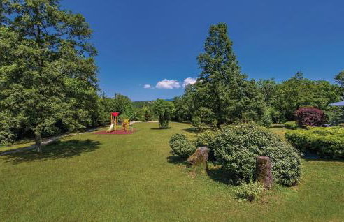 Cozy Home In Viskovo With Wifi - Photo 26