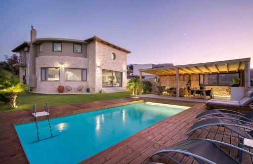 Petra Luxury Villa - Photo 1