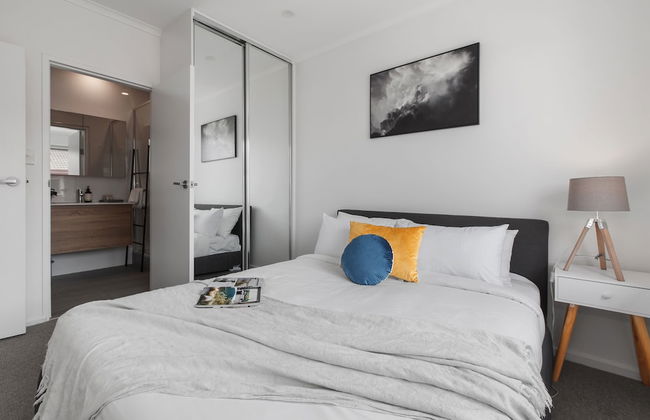 Heart of Ormond Apartment by Ready Set Host - Photo 3