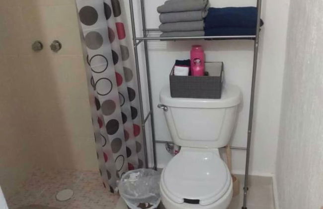 Beautiful Hoestel Near Cancun Beaches With Comfort and Security Guaranteed! - Photo 10