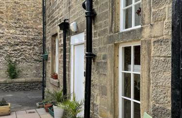 Beautiful listed 3 bedroom cottage with wood burner - Foto 2