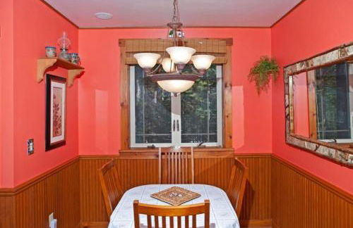 Amazing Mountain View Cottage Rental in Au Sable Forks, New York - Foto 18