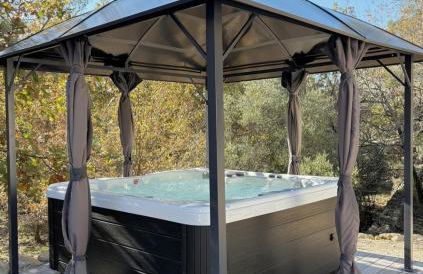 Elegant countryside retreat with pool & jacuzzi - Foto 40