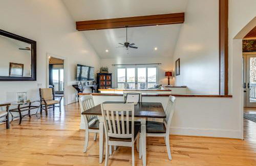 Hot Tub and Water Views Lake Glenville Home! - Foto 11