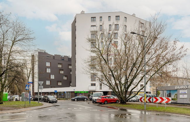 Glamour Studio by Renters Prestige - Photo 30