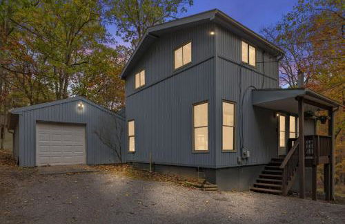Wooded Chalet w Hot Tub & Indoor Pool, Gym Access - Foto 6