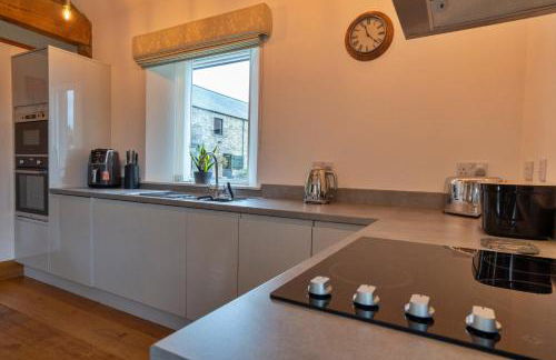 Finest Retreats - Westhills Cottage - Photo 11