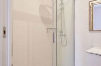 Amplio alojamiento centro barrio del Oeste - Photo 15