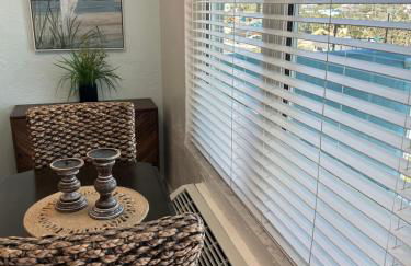 Beach Condo with Pool & Tiki Bar! - Foto 46