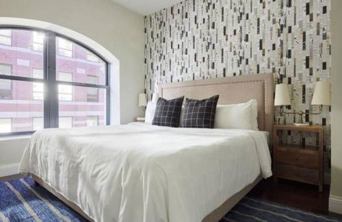 Lux 2br in the Heart of FIDI - Photo 3