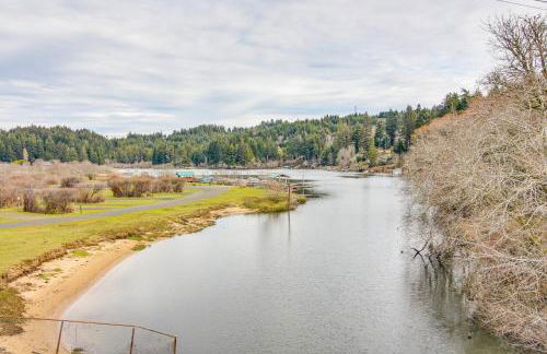 1 Mi to Oregon Dunes Quiet Getaway with Deck - Foto 32
