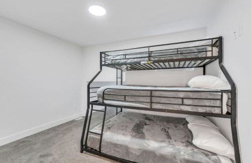 Dream Bear Lake Getaway w/ Hot Tub & Yard - Photo 32